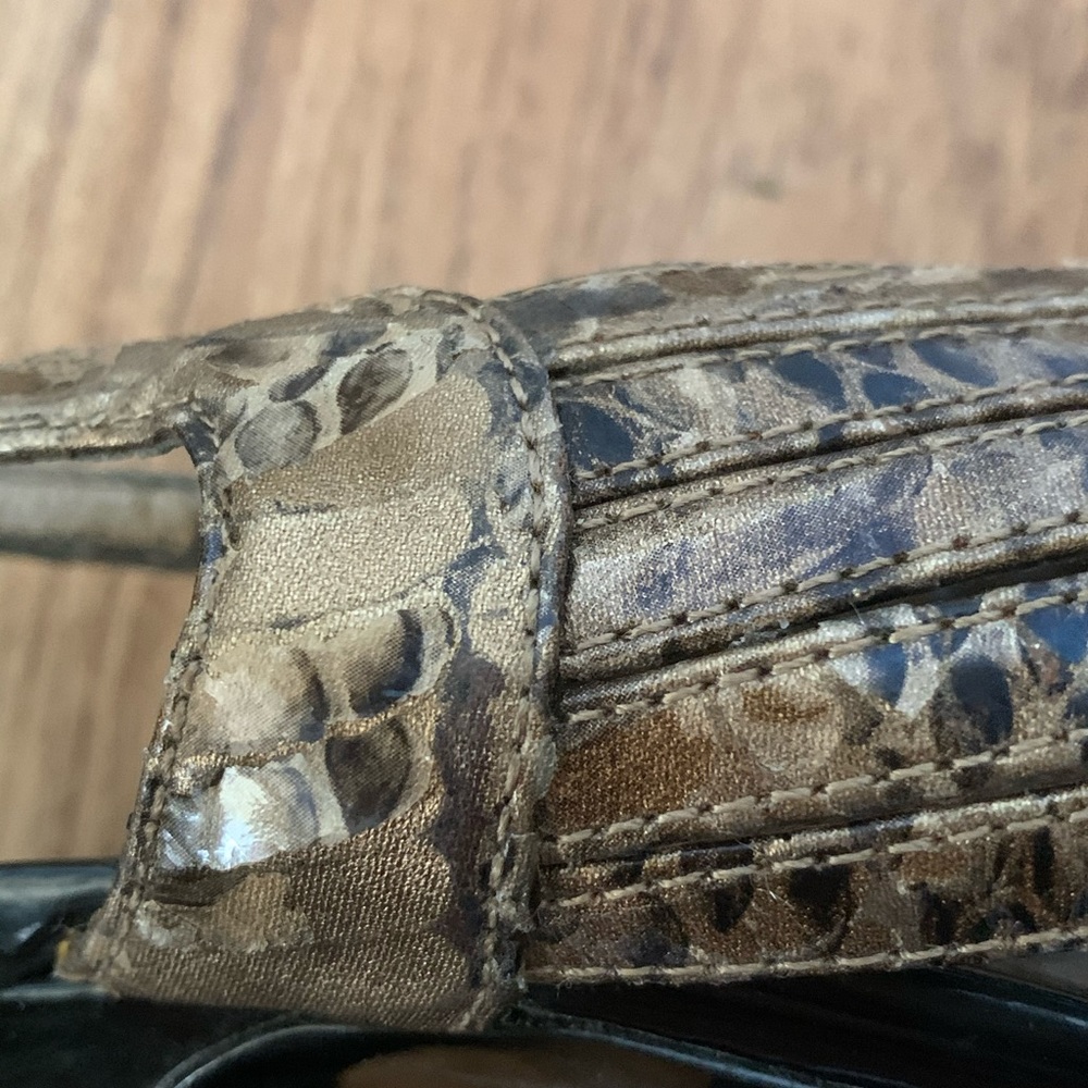 Tahari Snake print open toe heels READ DESCRIPTION - Picture 7 of 7